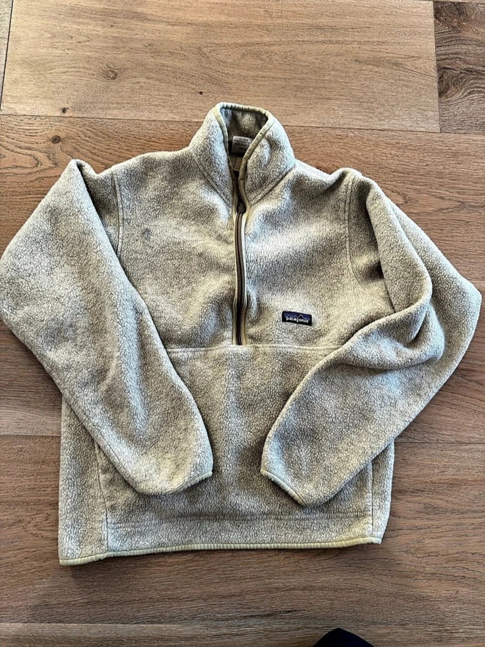 Patagonia Synchilla Marsupial Pullover Teddy Fleece Jacket in Beige Size Medium